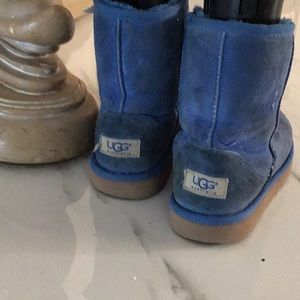 Blue size 3 uggs